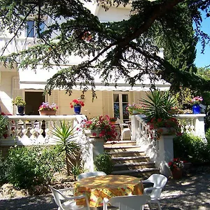 Le Thimothee : & Hotel